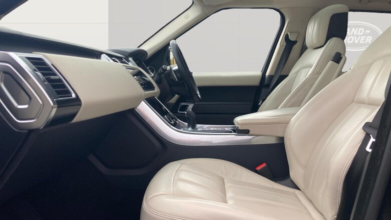 Land Rover Range Rover Sport 3.0 D300 HSE Silver 5dr Auto Diesel Estate